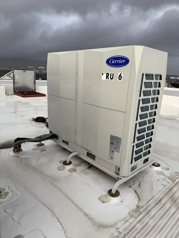 Carrier rooftop unit