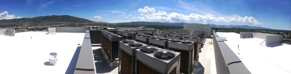 VRF rooftop installation